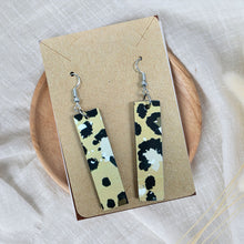 Load image into Gallery viewer, Earrings
